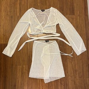 Black bough White mesh swimsuit coverup